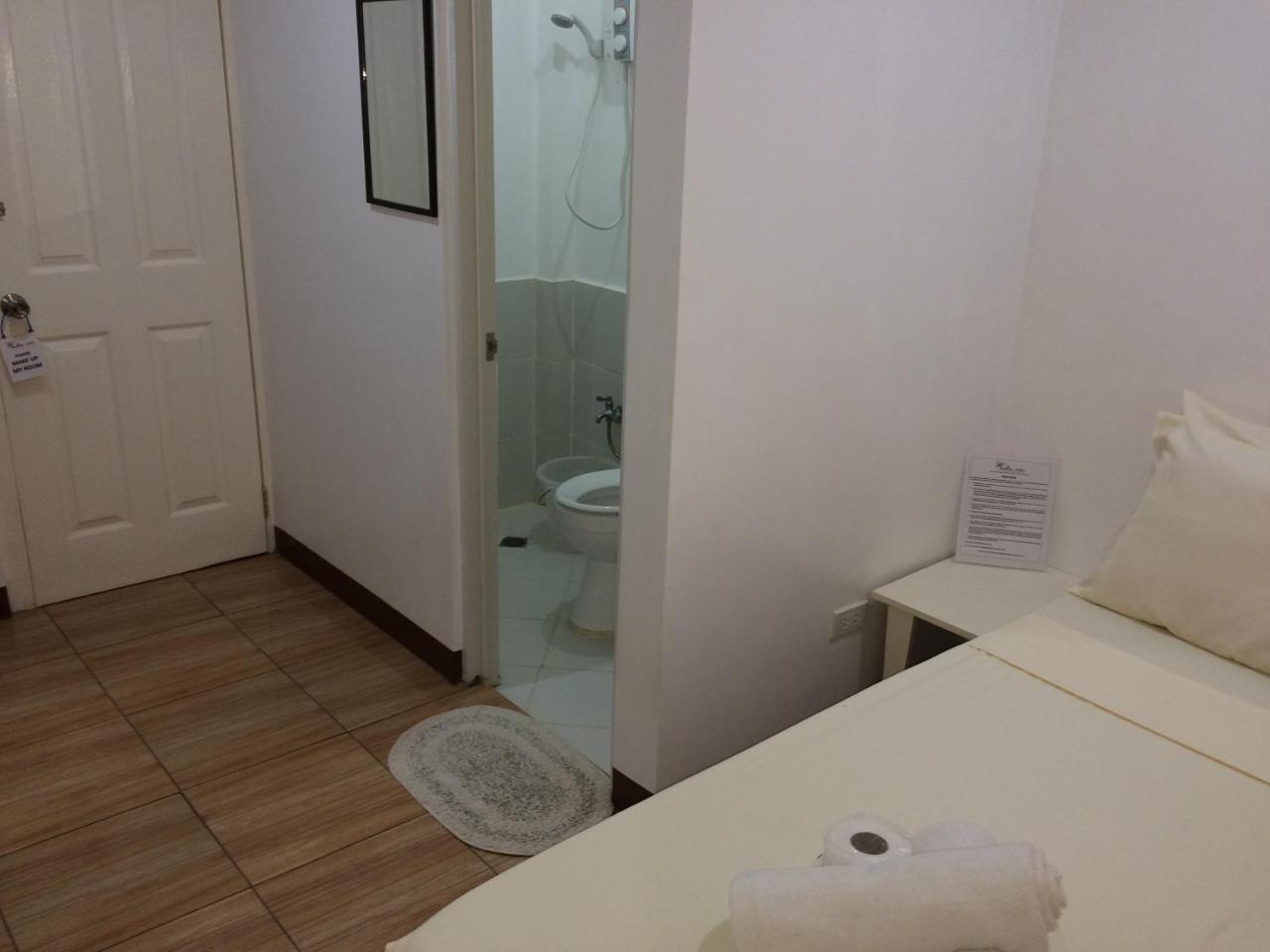 Bella Vita Guest House Корон Екстериор снимка